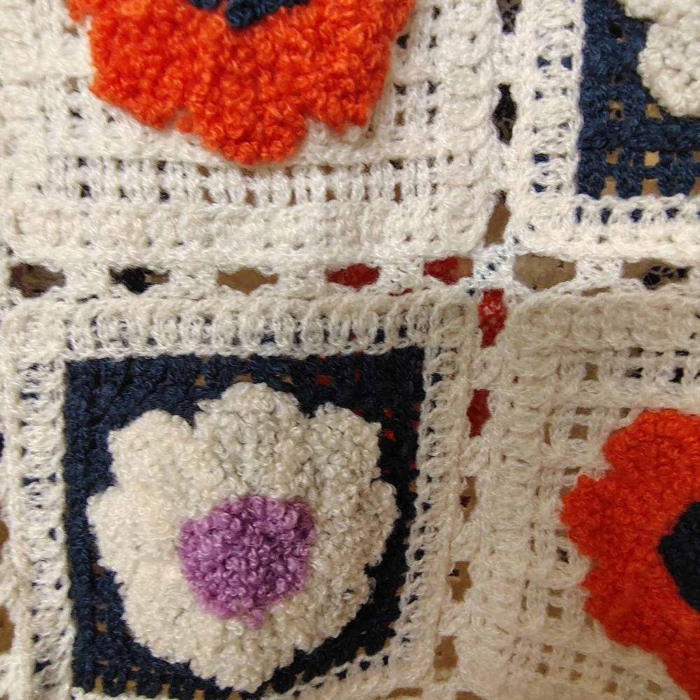 Knit multicolored sweater with front buttons - Picture 6 of 8